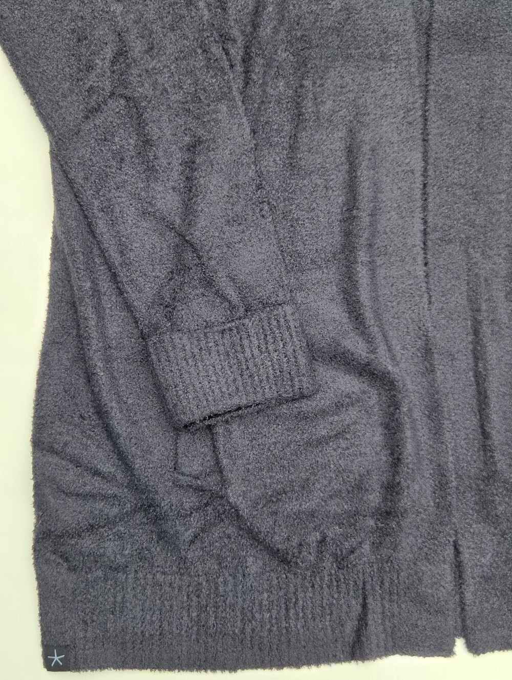 NWT Barefoot Dreams CozyChic Lite Ribbed Cuff Coastline Cardigan Size-Medium - Picture 4 of 9
